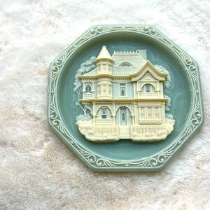 Corinne Workmaster limited edition Victorian dream home plate